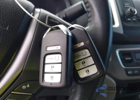 2019 Honda Ridgeline Rtl from USA, damaged, VIN 5FPYK3F55KB044914